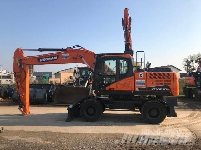 Doosan DX 210 W Bageri točkaši