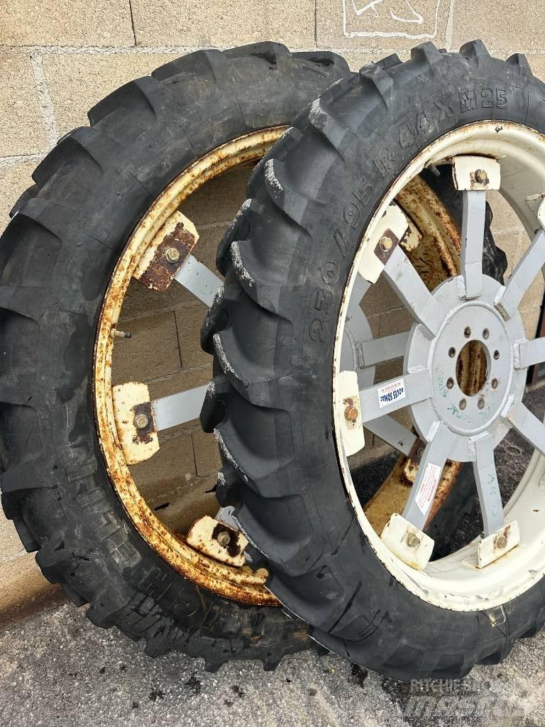 Michelin 230/95R48 Gume, točkovi i felne