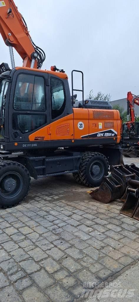 Doosan DX 190 W-7 Bageri točkaši