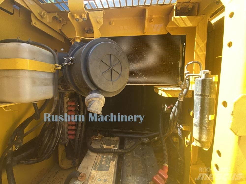 Komatsu PC 130 Bageri guseničari