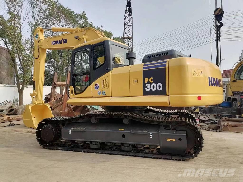 Komatsu PC 300 Bageri guseničari
