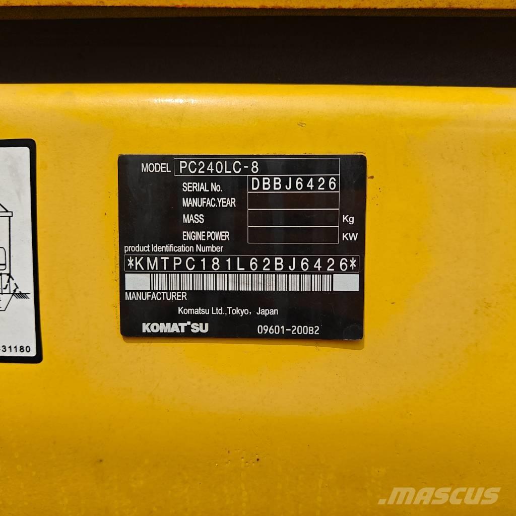 Komatsu 240-8 Bageri guseničari