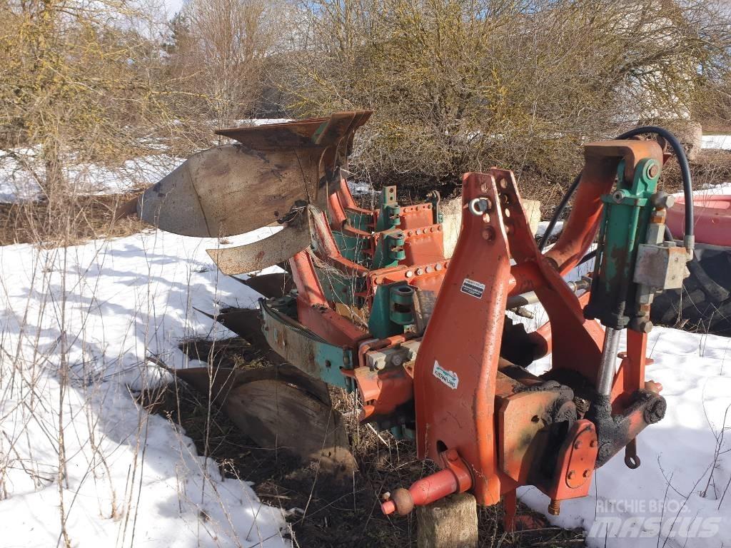 Kverneland 12 Plugovi obrtači