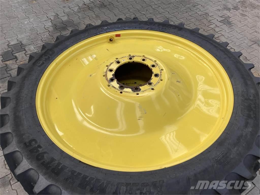 BKT 320/90R54 Gume, točkovi i felne