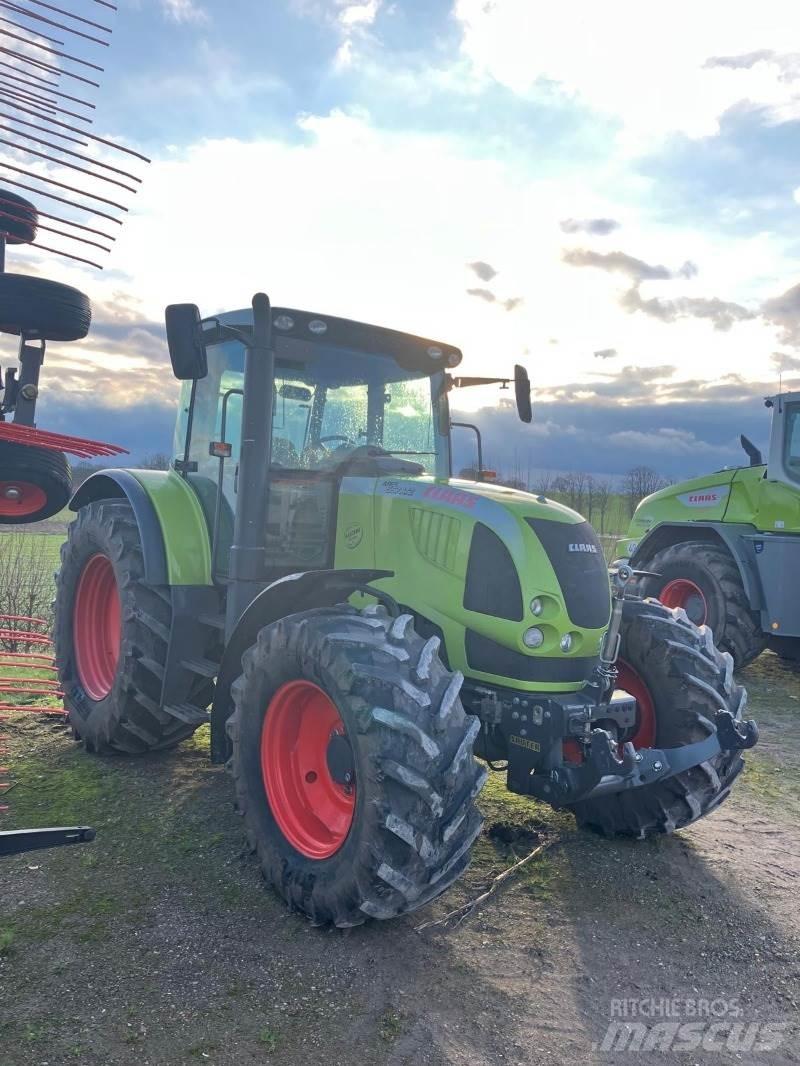CLAAS Ares 657 Traktori