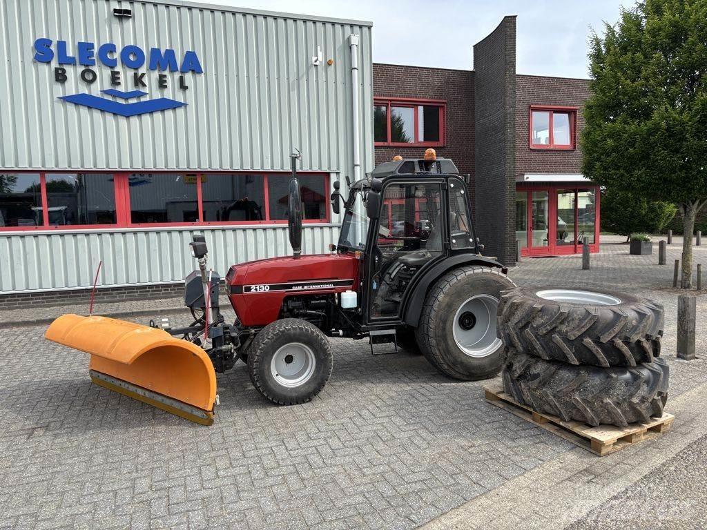 Case IH IH 2130 Traktori
