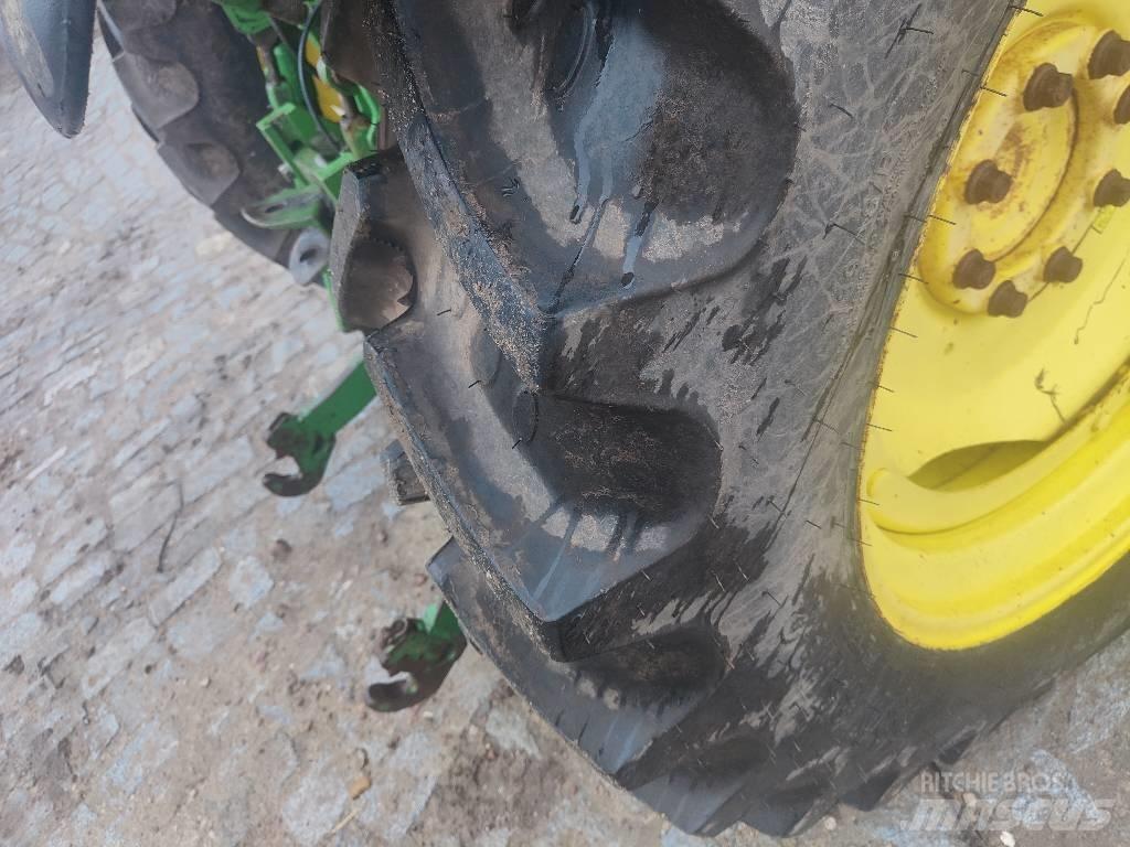 John Deere 6420 Traktori
