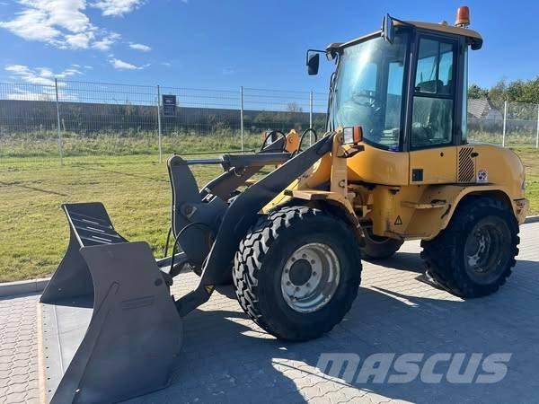 Volvo L 30 B Utovarivači na točkove
