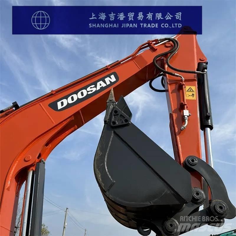 Doosan DH 60 Mini bageri < 7t