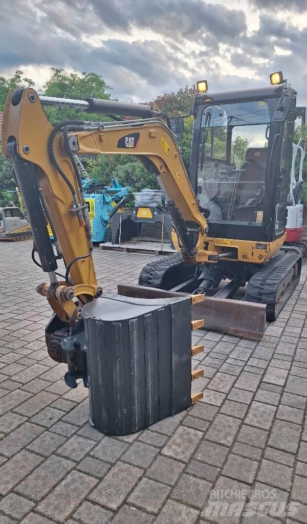 CAT 302.7 D CR Mini bageri < 7t