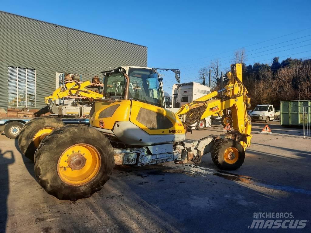 Menzi Muck M535 Bageri točkaši