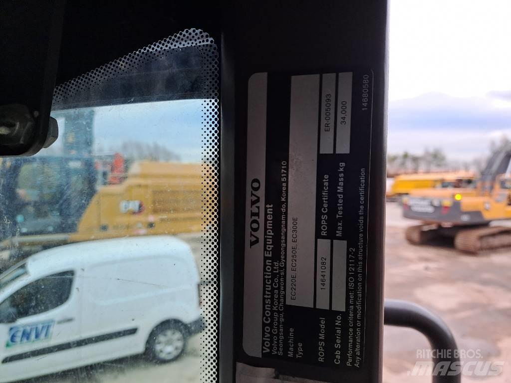 Volvo EC300EL Bageri guseničari