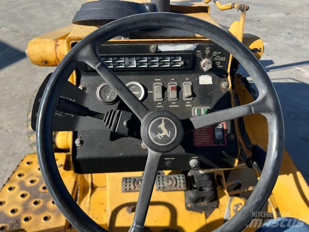 John Deere 210 LE Prednji utovarivači i bageri