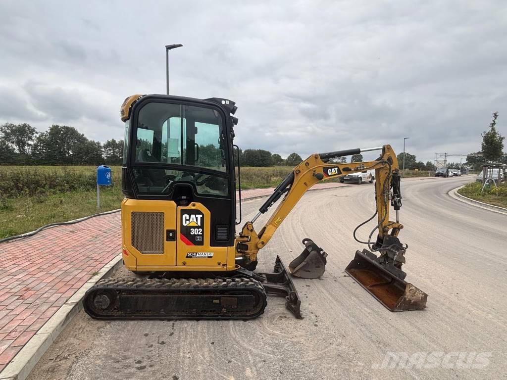 CAT 302 CR Mini bageri < 7t
