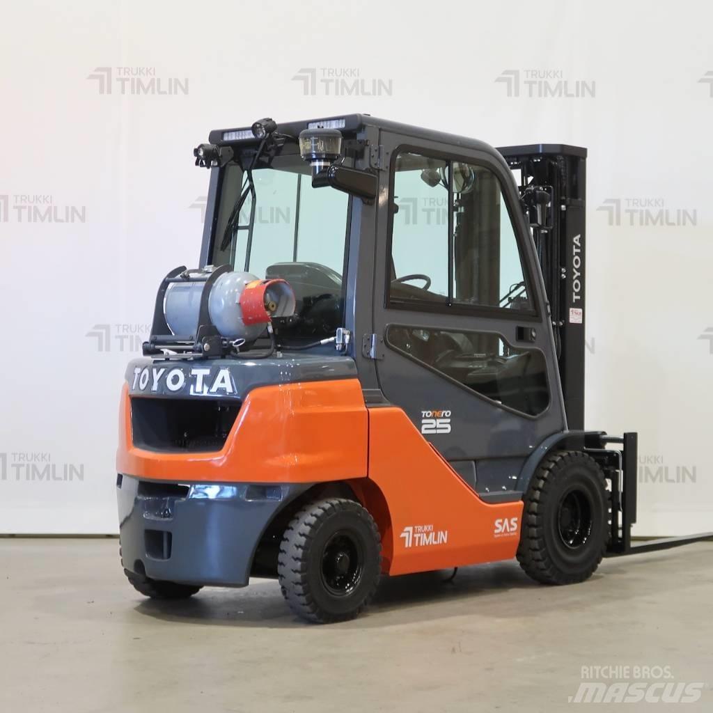 Toyota 02-8FGF25 Plinski viljuškari