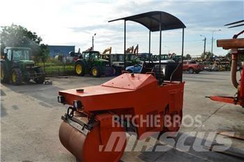 Bomag BW 90 Valjci sa duplim bubnjem
