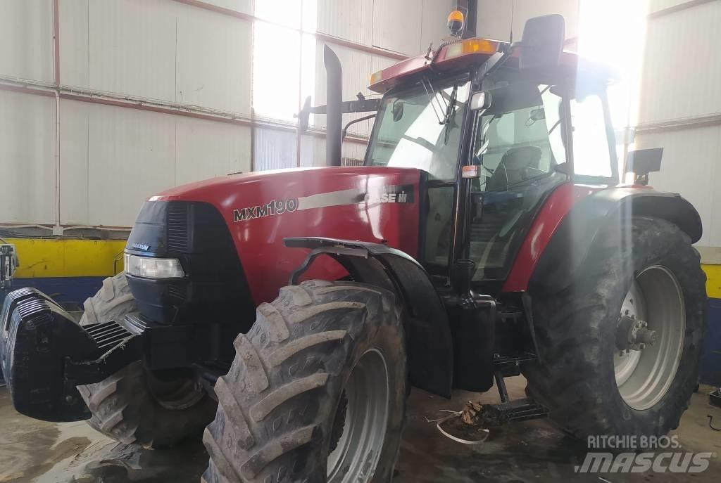 Case IH MXM 190 Traktori