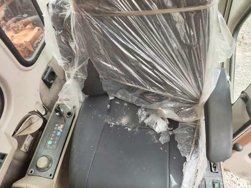 Doosan DX 210 W Bageri točkaši