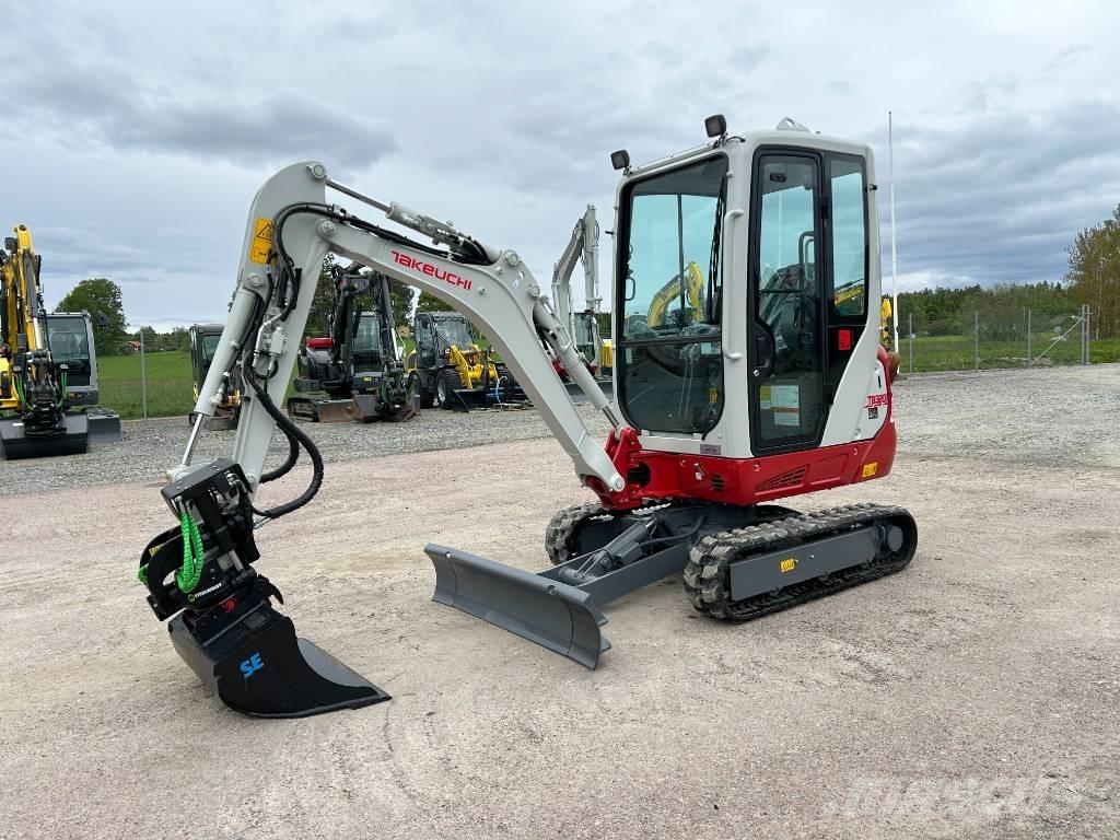 Takeuchi TB320 Mini bageri < 7t
