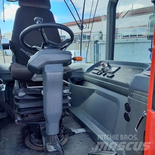 Kalmar TR618i Terminalni tegljači
