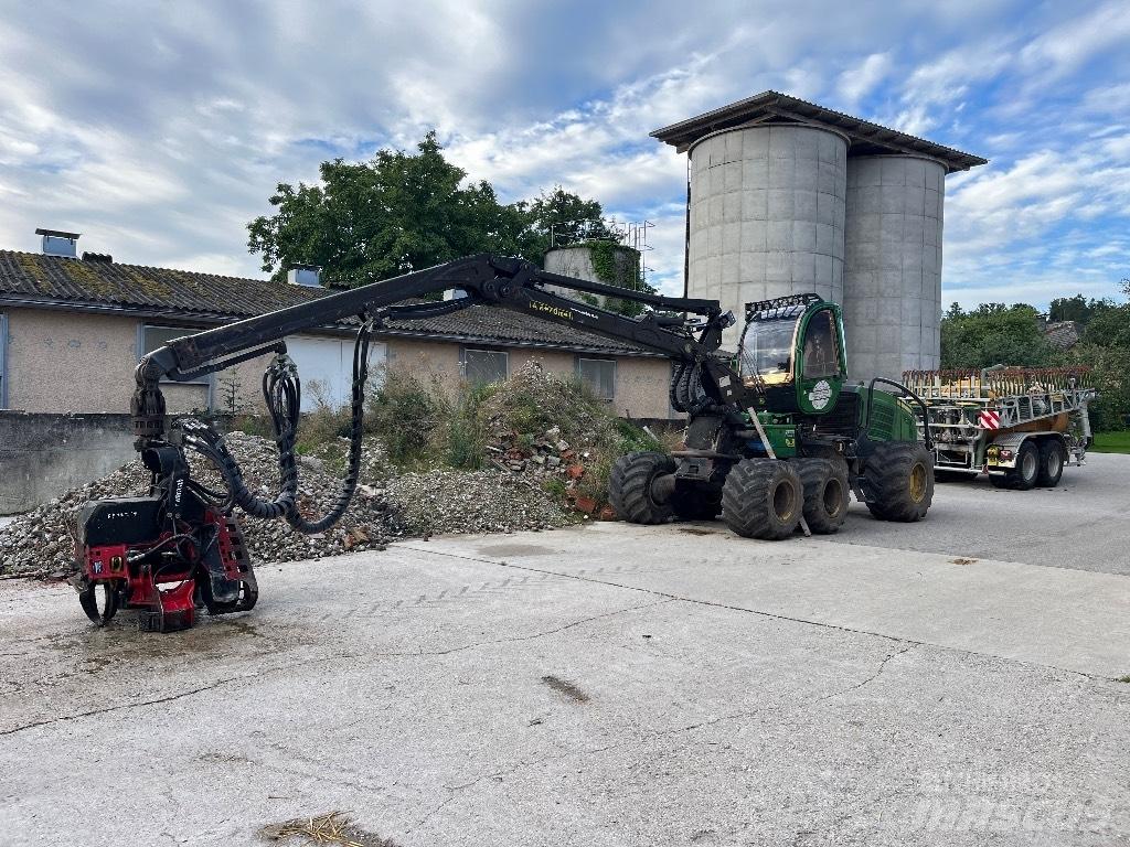 John Deere 1070 E Harversteri