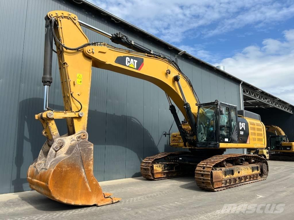 CAT 352F Bageri guseničari