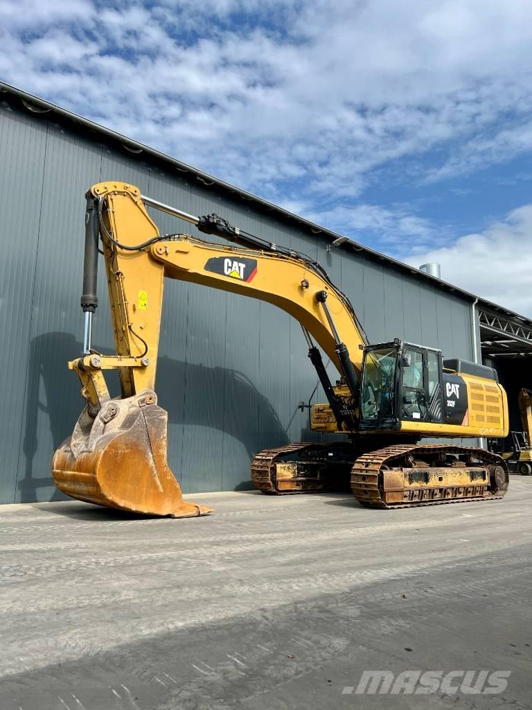 CAT 352F Bageri guseničari