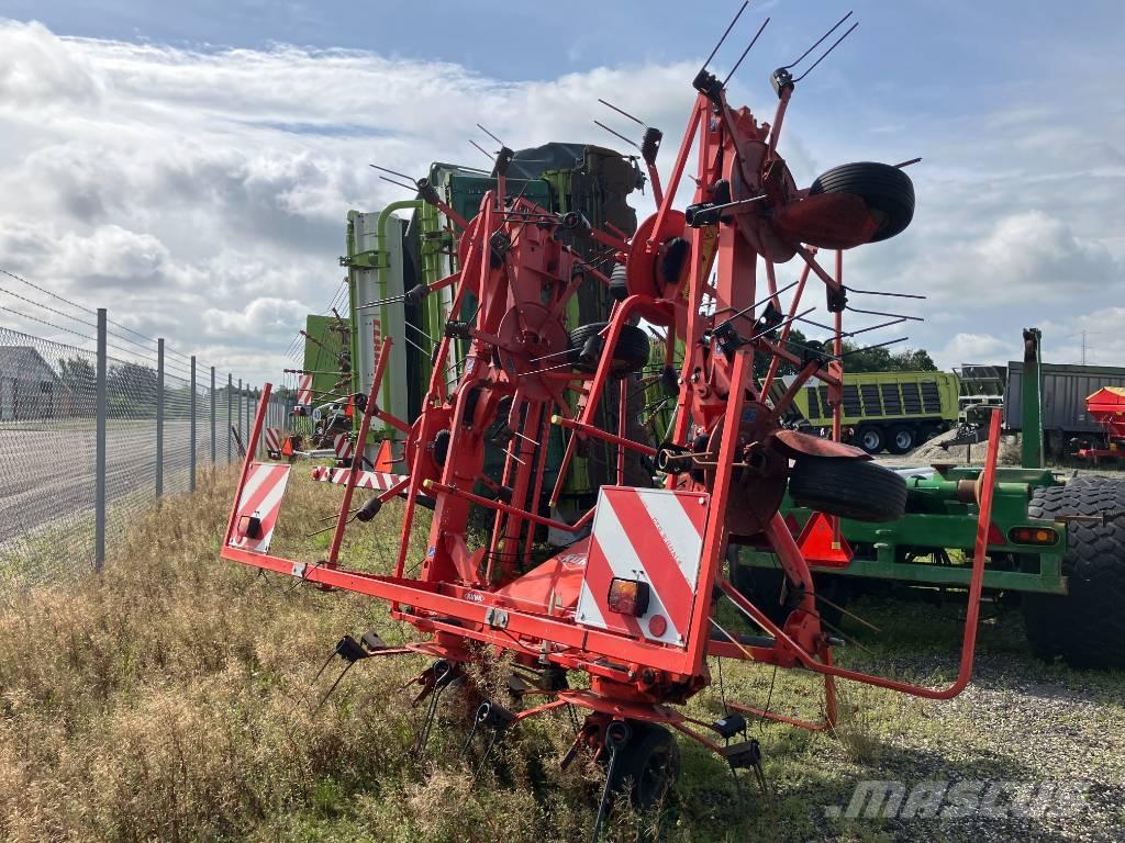 Kuhn GF 8702 Okretači i sakupljači sena
