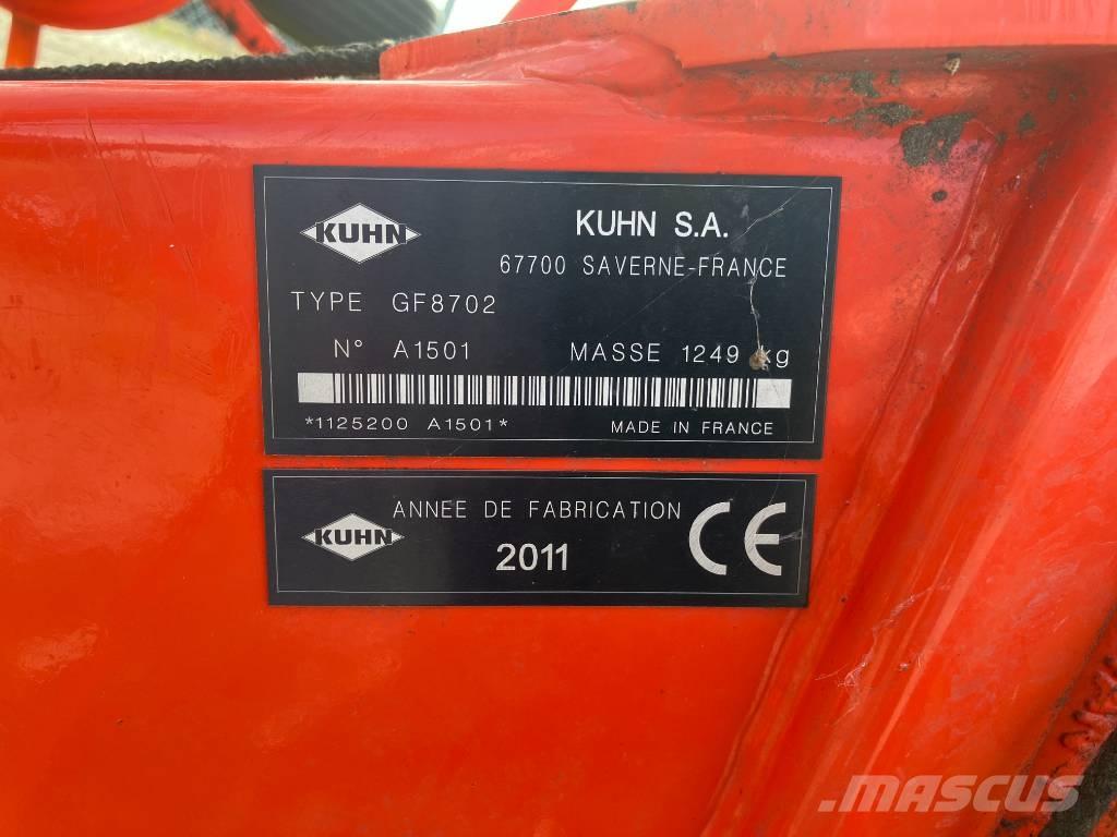 Kuhn GF 8702 Okretači i sakupljači sena