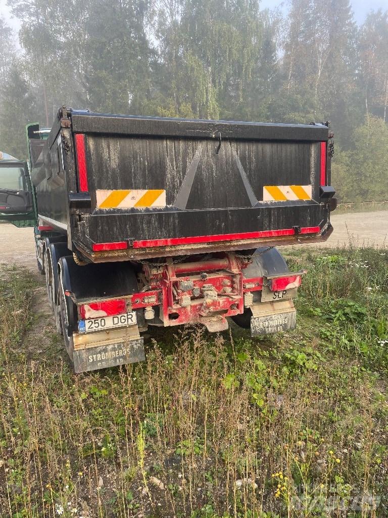 Scania R 560 Kiperi kamioni