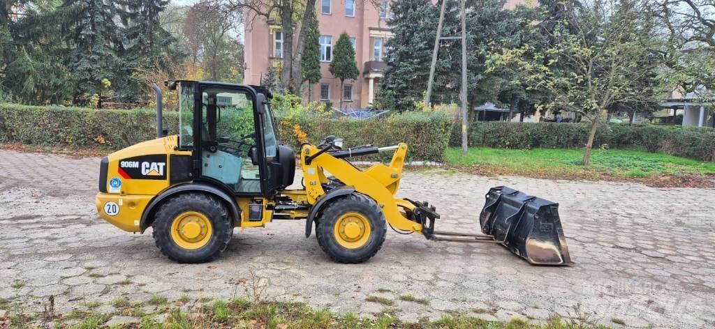 CAT 906 Utovarivači na točkove