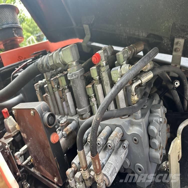 Kubota 183-3 Bageri guseničari