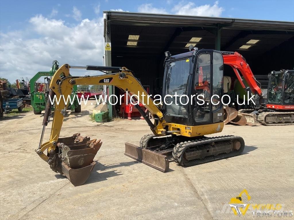 CAT 302.7 D Mini bageri < 7t