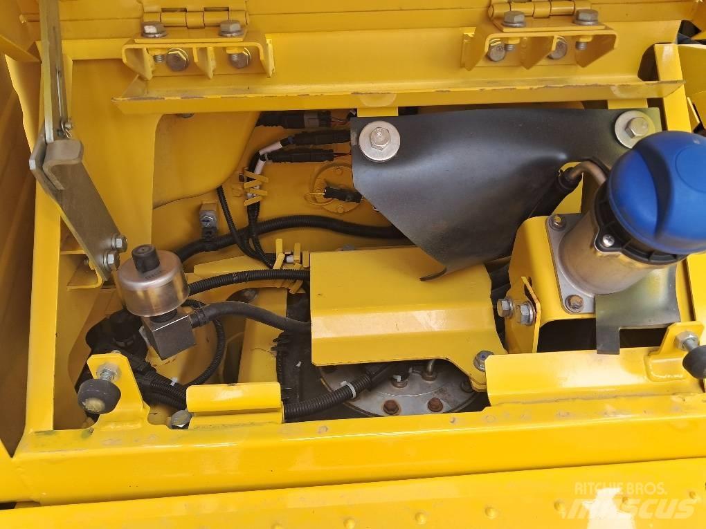 Komatsu PC210LCI-11 Bageri guseničari