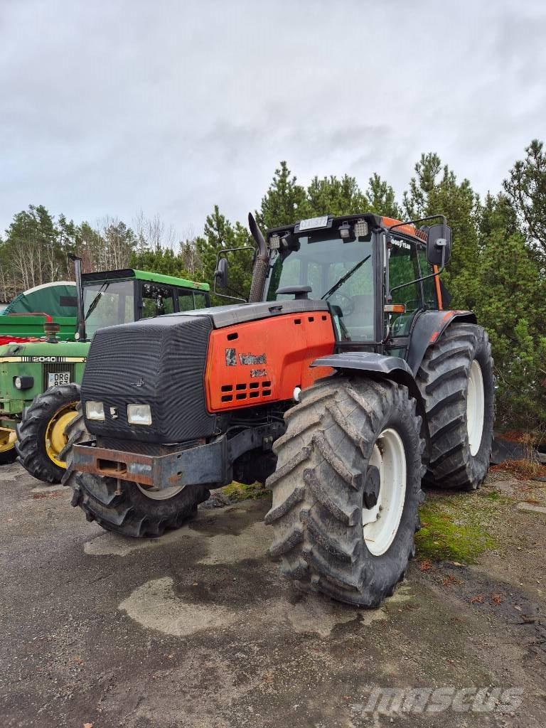Valtra 8550 Traktori