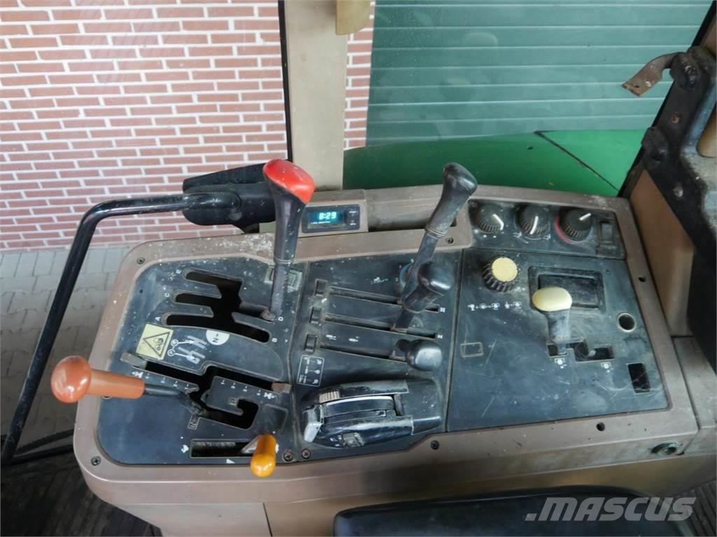 John Deere 7800 Traktori