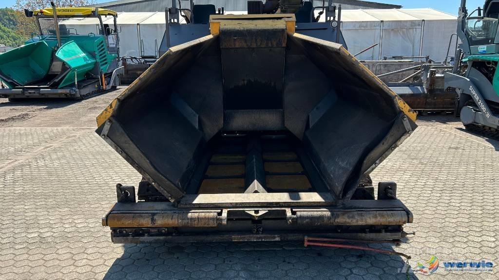 Volvo ABG TITAN 5820 Asfaltni finišeri