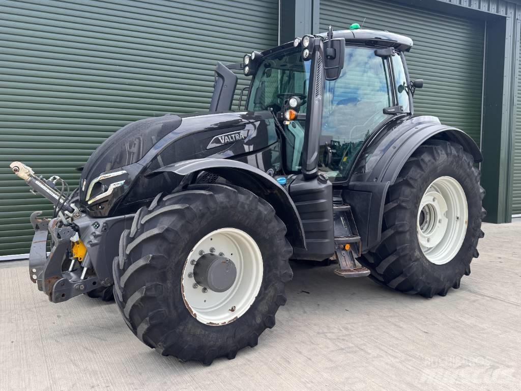 Valtra T 235 Direct Traktori