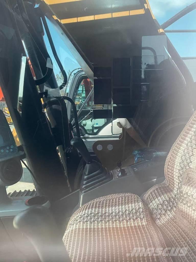 CAT 330D2 Bageri guseničari