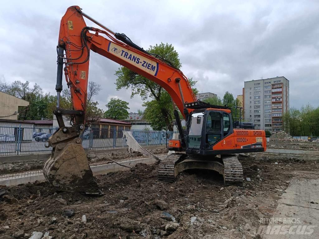 Doosan DX 300 LC-5 Bageri guseničari