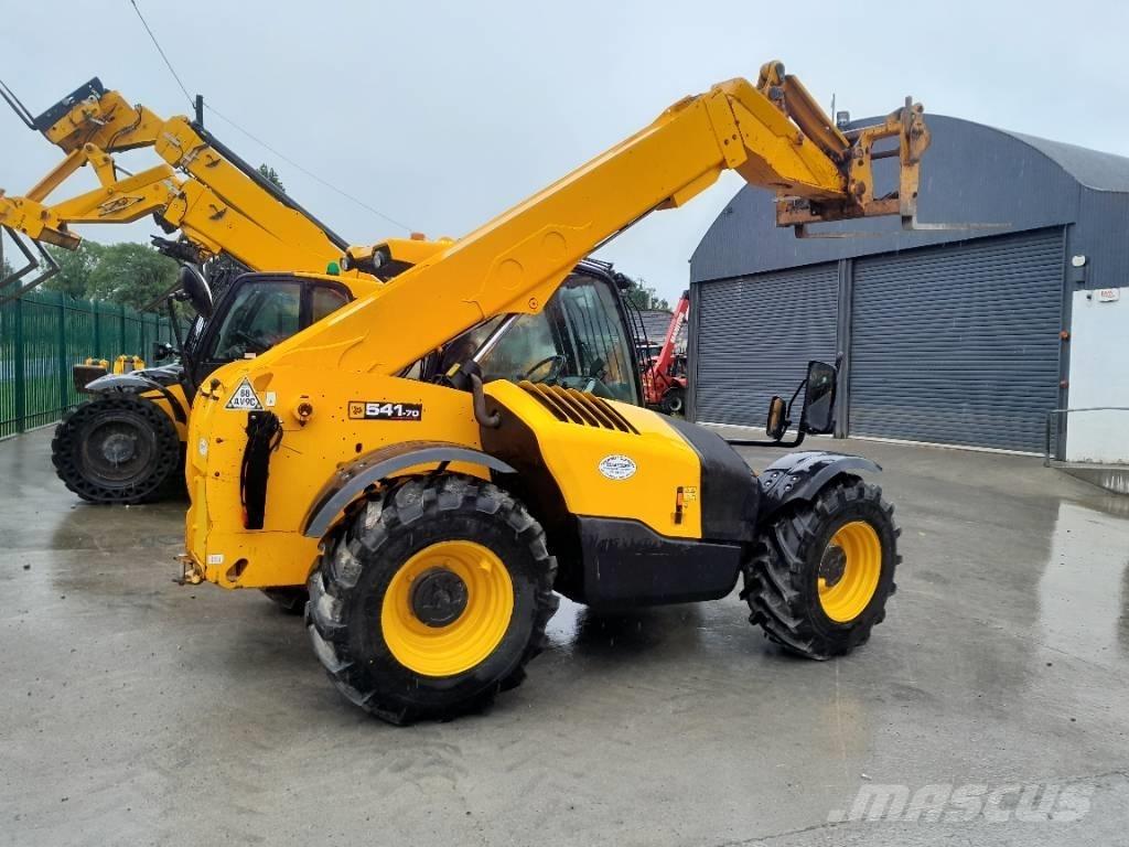 JCB 541-70 Poljoprivredni teleskopski utovarivači