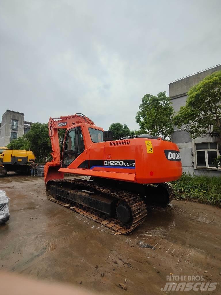Doosan DH 220 Bageri guseničari