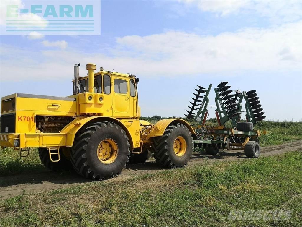 Kirovets K701P Traktori