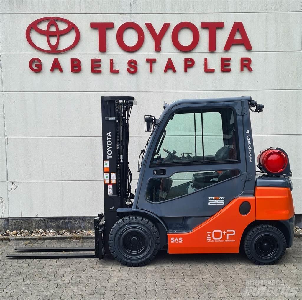 Toyota 02-8FGF25 Plinski viljuškari