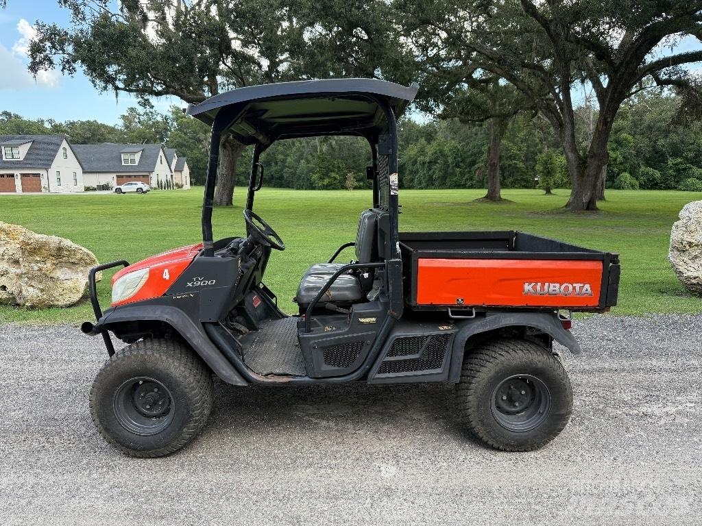 Kubota X900 Pomoćne mašine