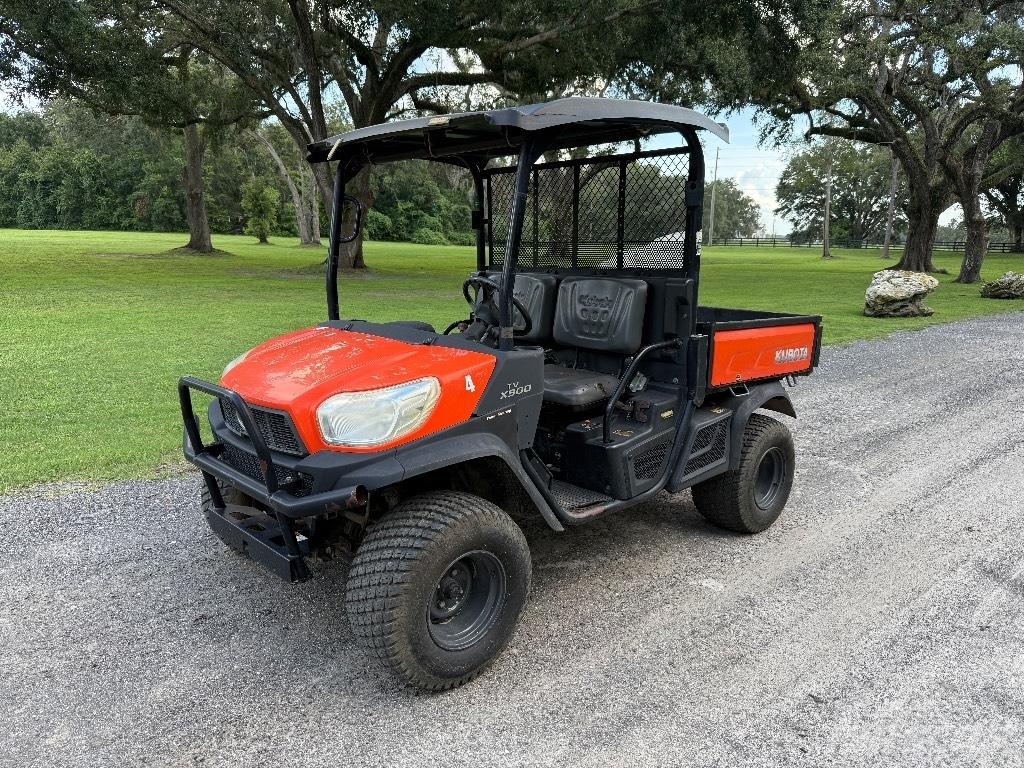 Kubota X900 Pomoćne mašine