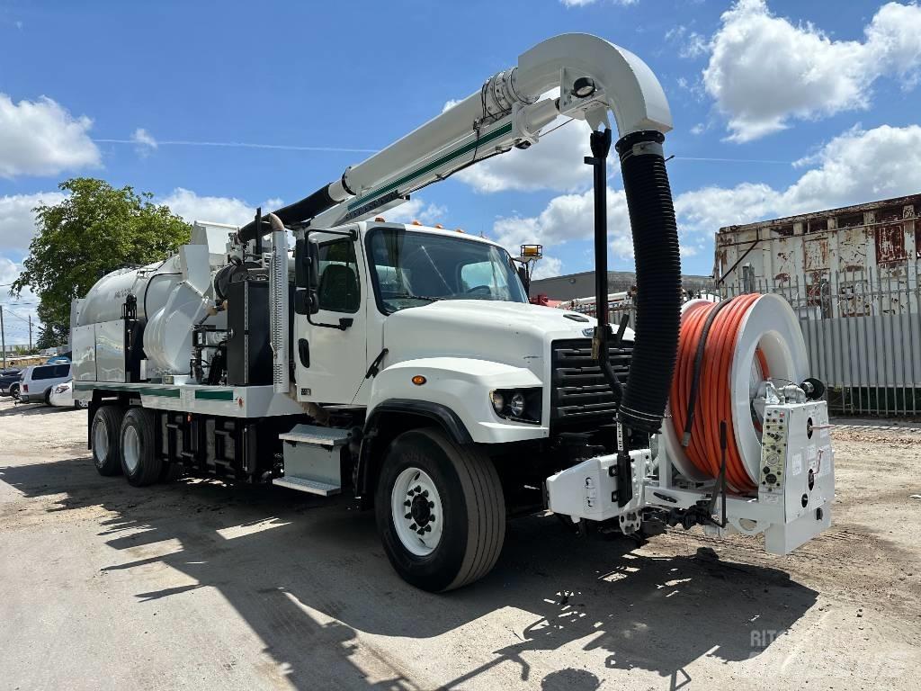 Freightliner 114 SD Kombi vozila/ vakum kamioni