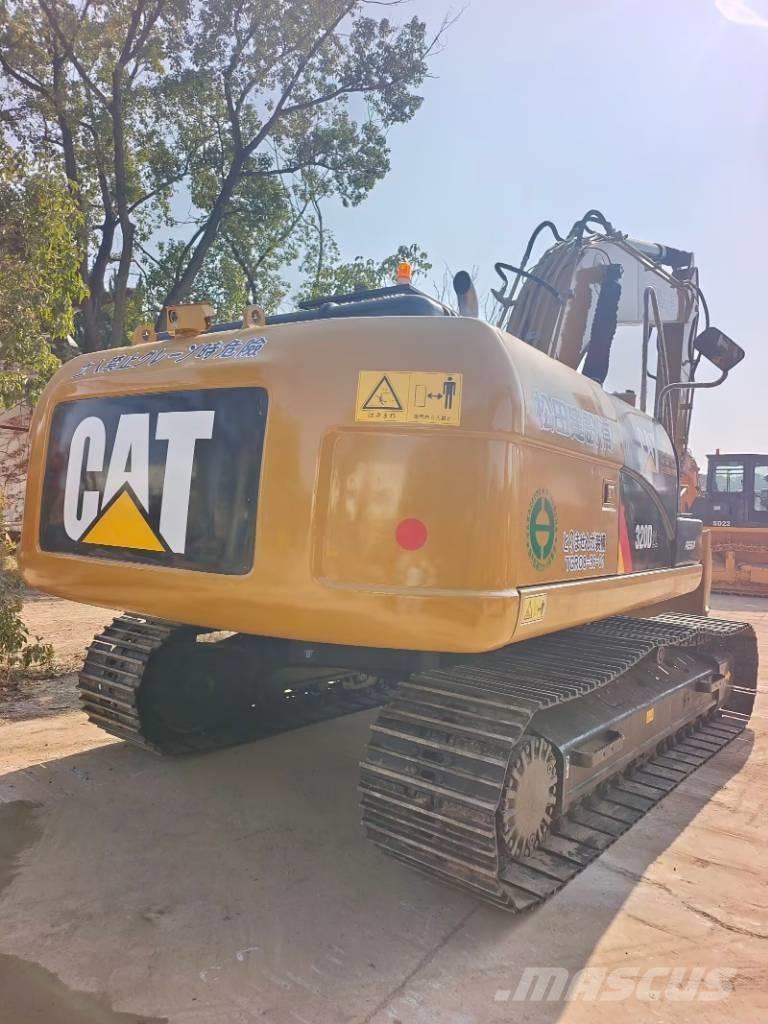 CAT 320 D2L Bageri guseničari