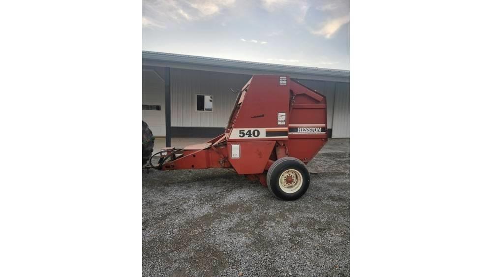 Hesston 540 Prese/balirke za rolo bale