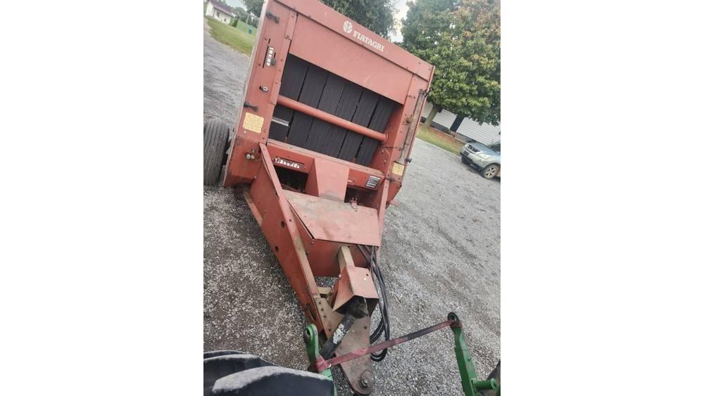 Hesston 540 Prese/balirke za rolo bale